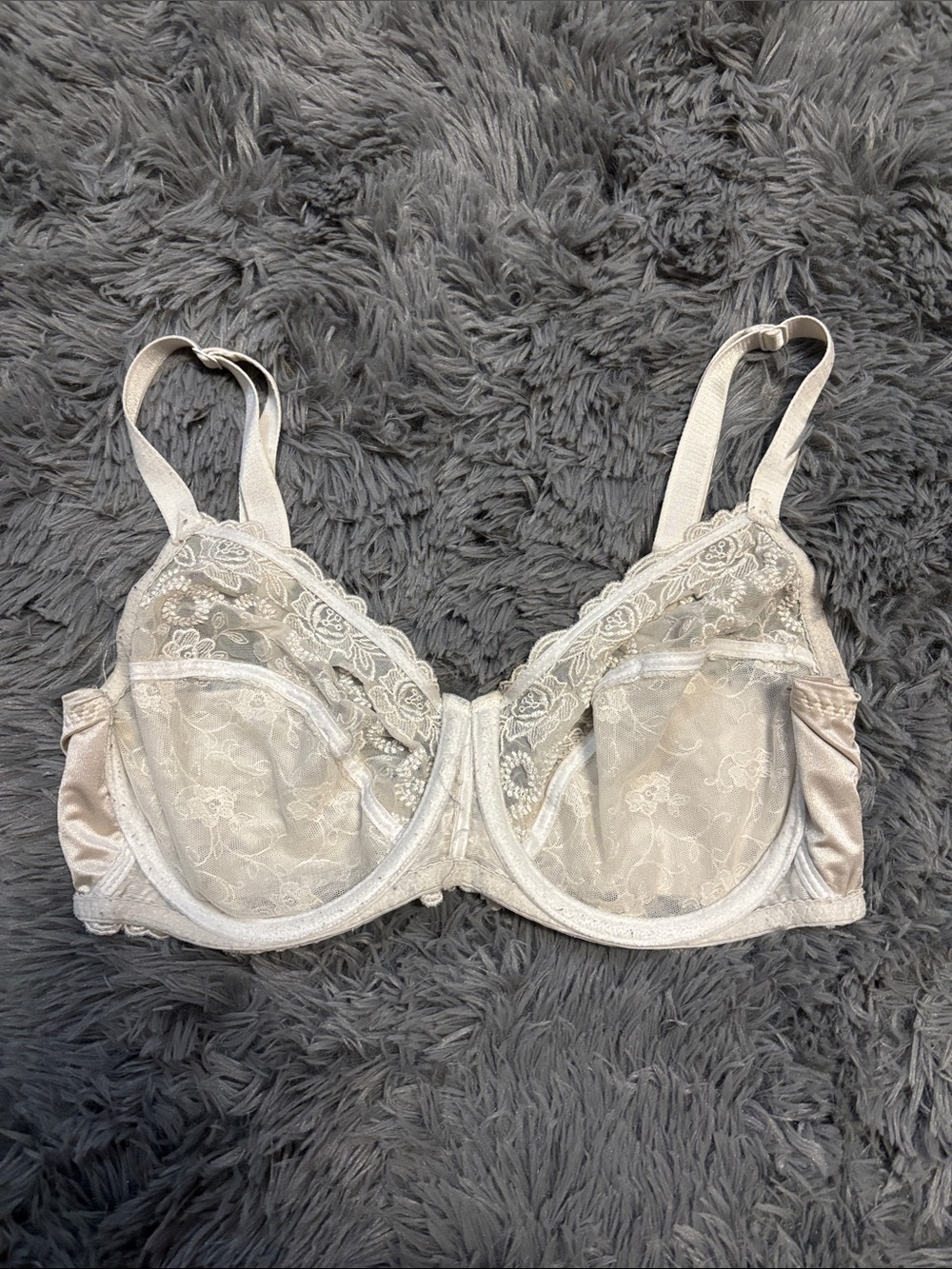 Lace Underwire Bra in Light Ivory - Women Intimates 36D